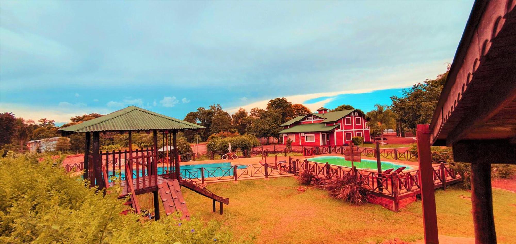 El Manantial De Iguazu Villa Puerto Iguazú Exteriör bild