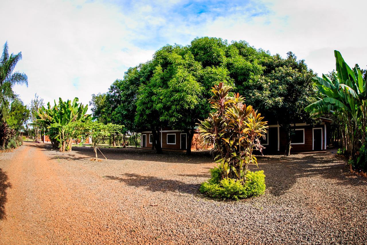 El Manantial De Iguazu Villa Puerto Iguazú Exteriör bild